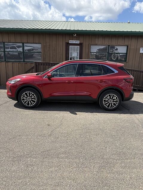 2025 FORD Escape