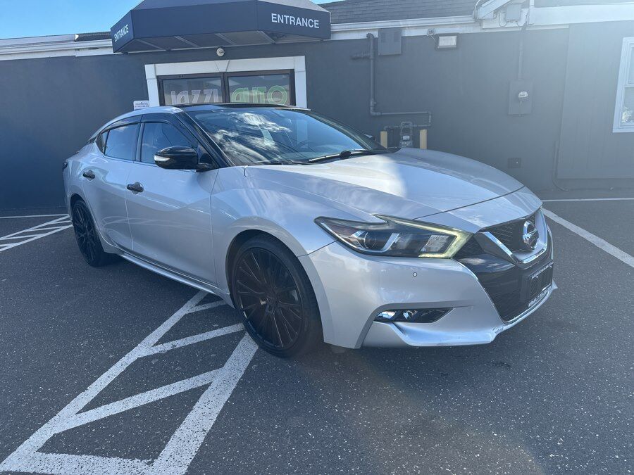 2016 NISSAN Maxima