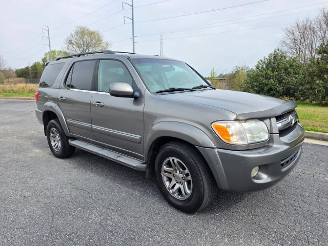 2005 TOYOTA Sequoia