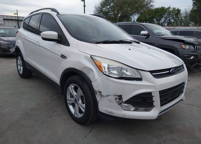 2016 FORD Escape