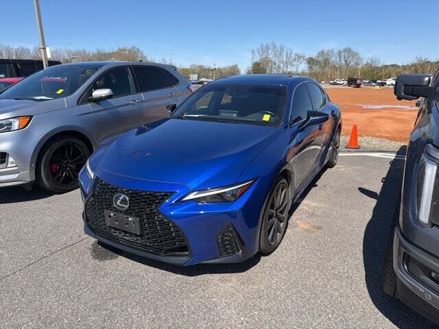 2022 LEXUS IS