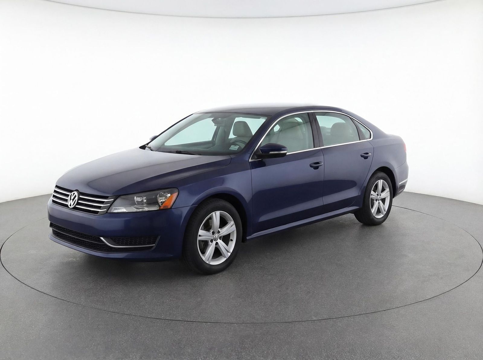 2014 VOLKSWAGEN Passat