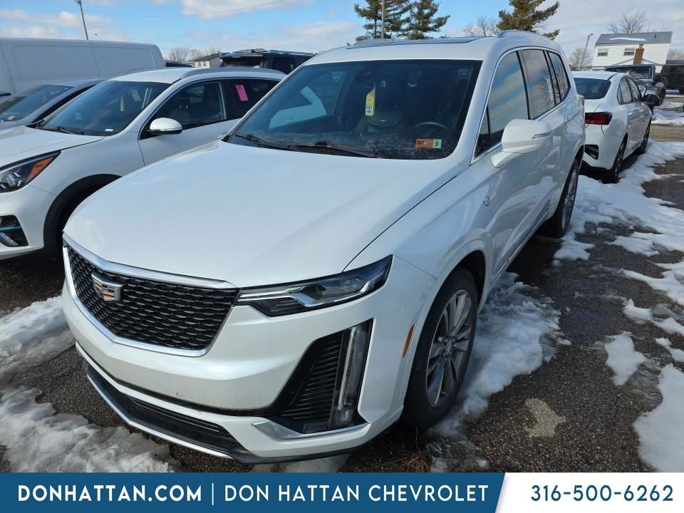 2021 CADILLAC XT6