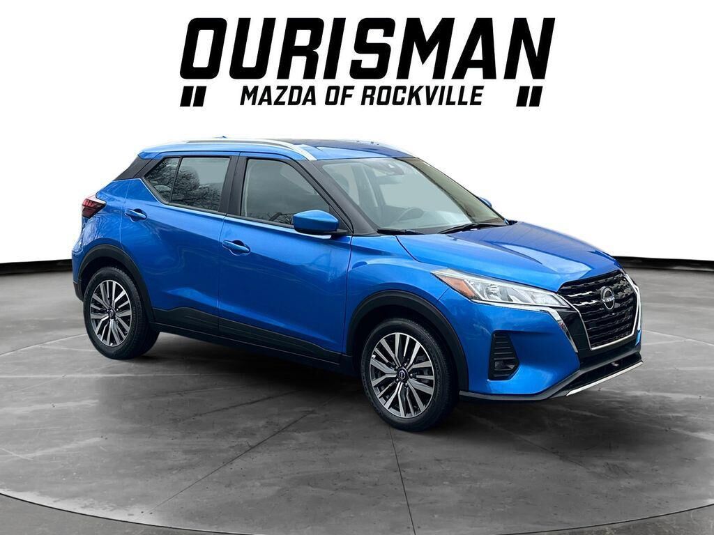 2024 NISSAN Kicks