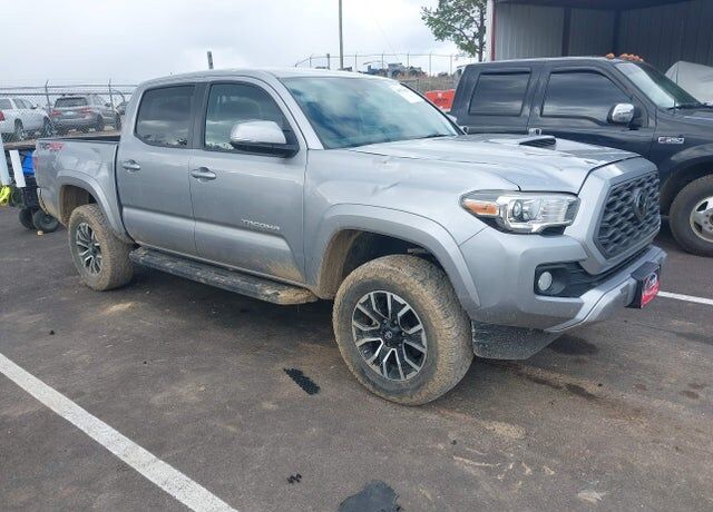 2020 TOYOTA Tacoma