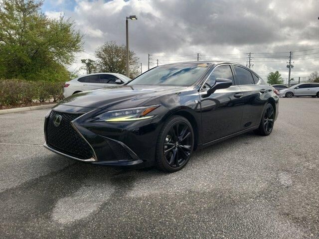 2022 LEXUS ES