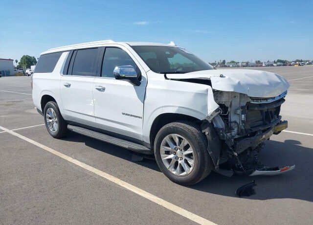 2022 CHEVROLET Suburban