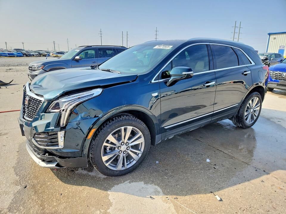 2025 CADILLAC XT5
