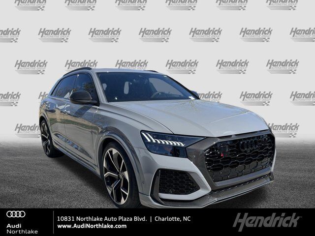 2024 AUDI RS Q8