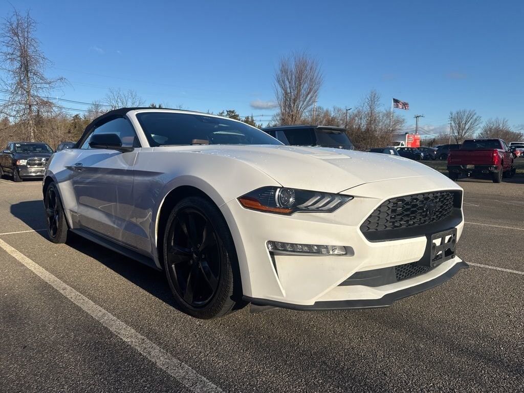 2021 FORD Mustang