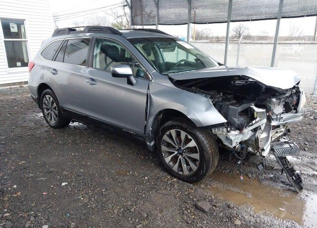 2016 SUBARU Outback