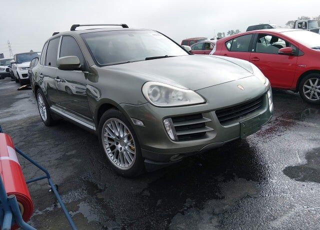 2010 PORSCHE Cayenne