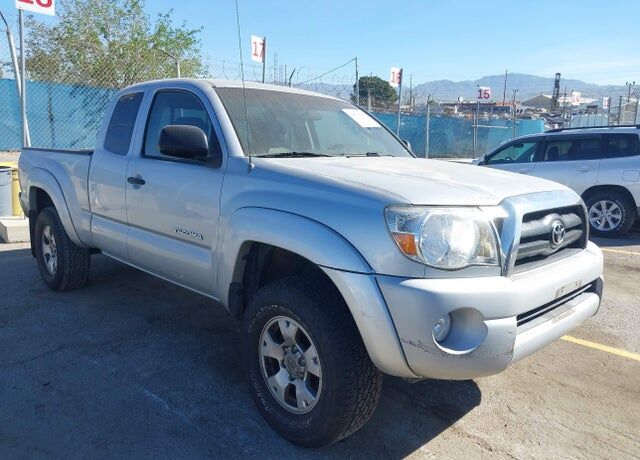 2005 TOYOTA Tacoma