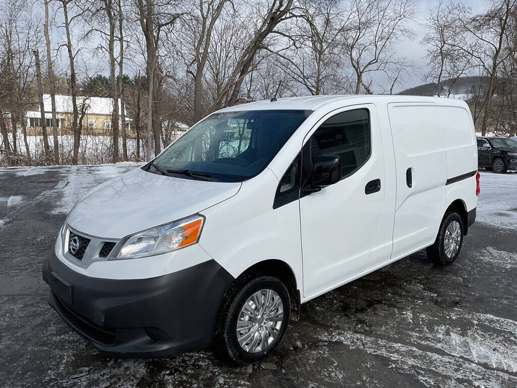 2015 NISSAN NV200