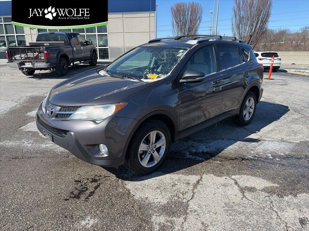 2015 TOYOTA RAV4