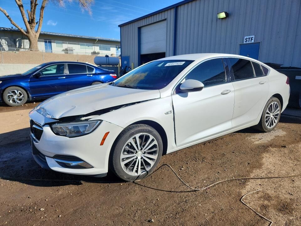 2018 BUICK Regal