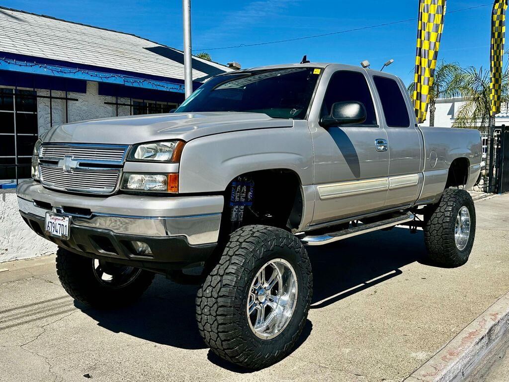 2006 CHEVROLET Silverado