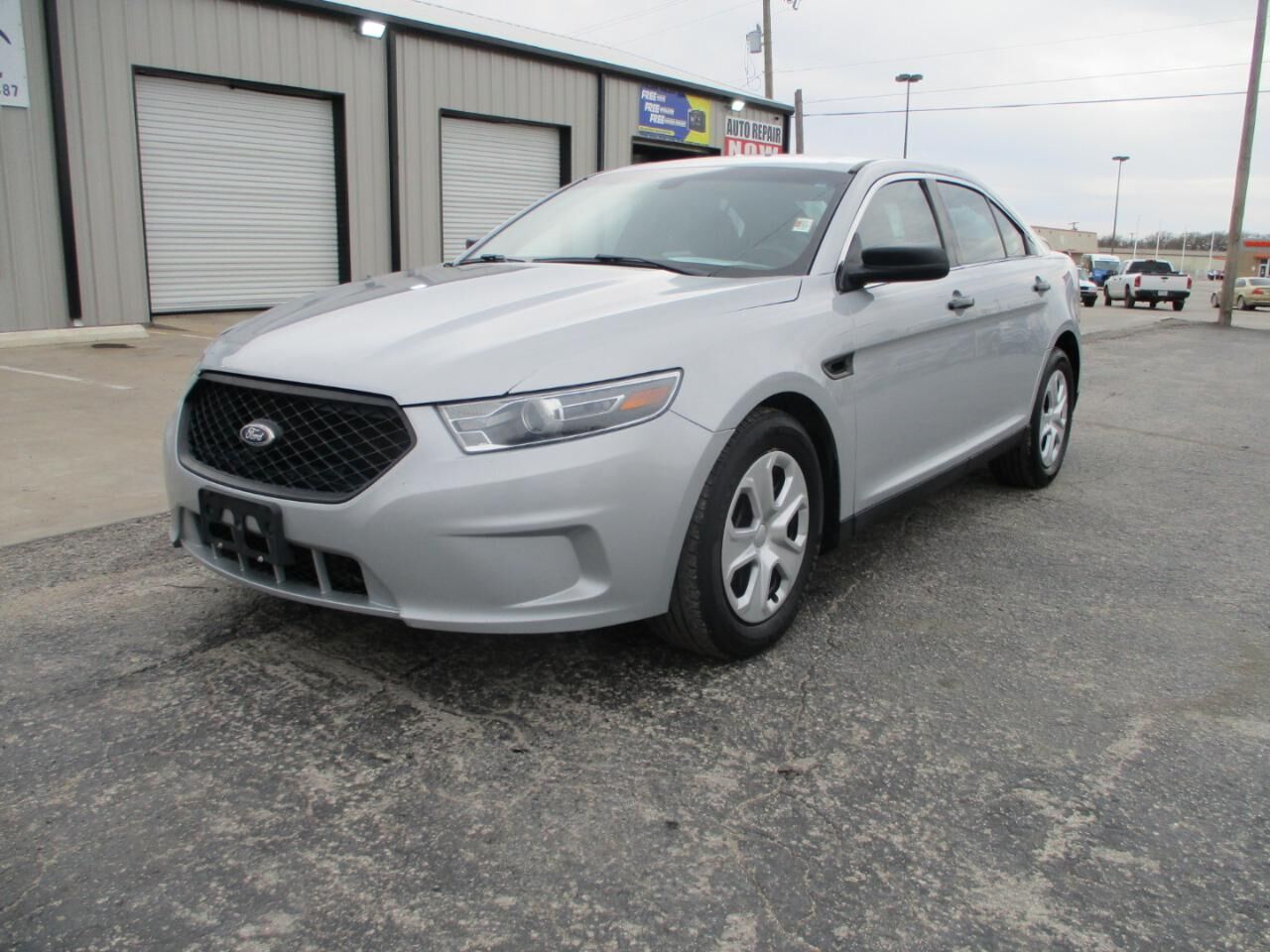 2016 FORD Taurus