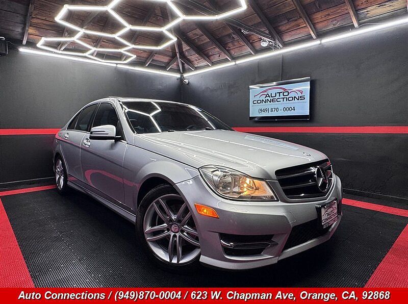 2014 MERCEDES-BENZ C-Class