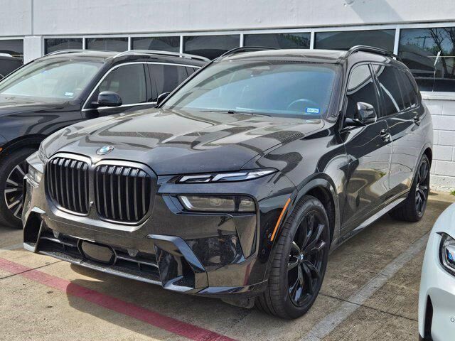 2025 BMW X7