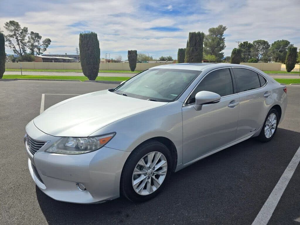 2013 LEXUS ES