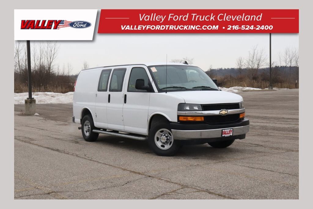 2024 CHEVROLET Express