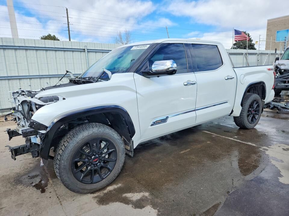 2022 TOYOTA Tundra