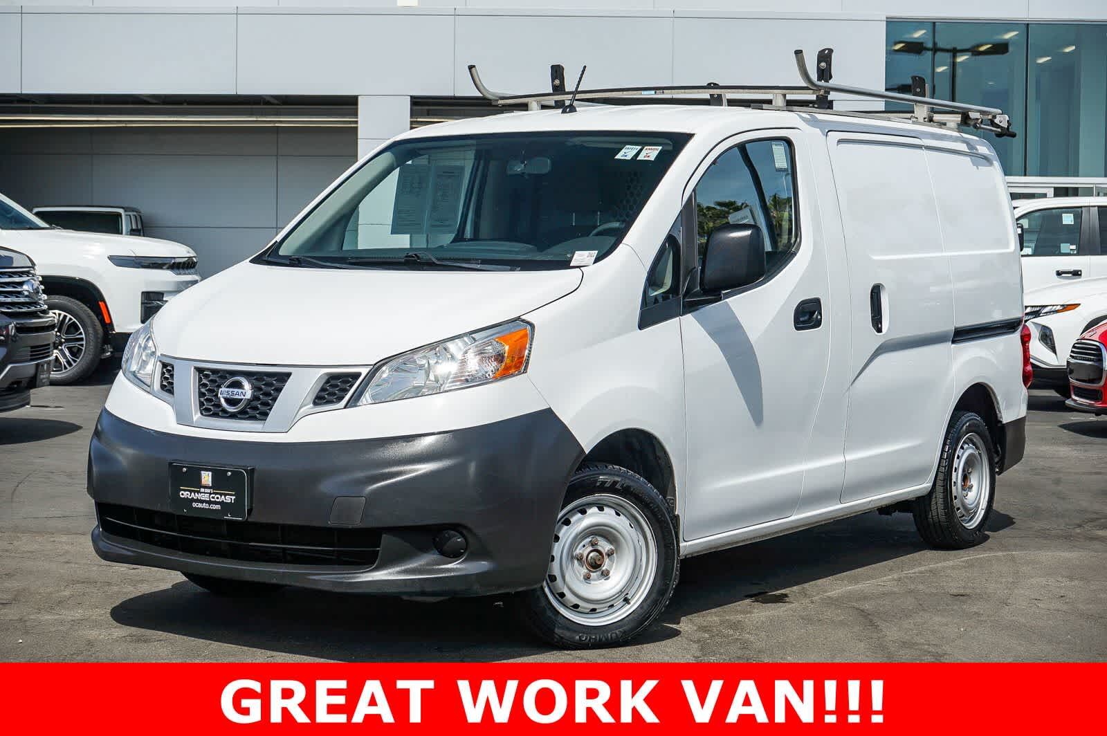2018 NISSAN NV200