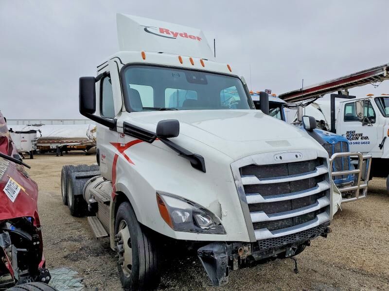 2024 FREIGHTLINER Cascadia