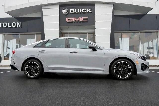 2023 KIA K5