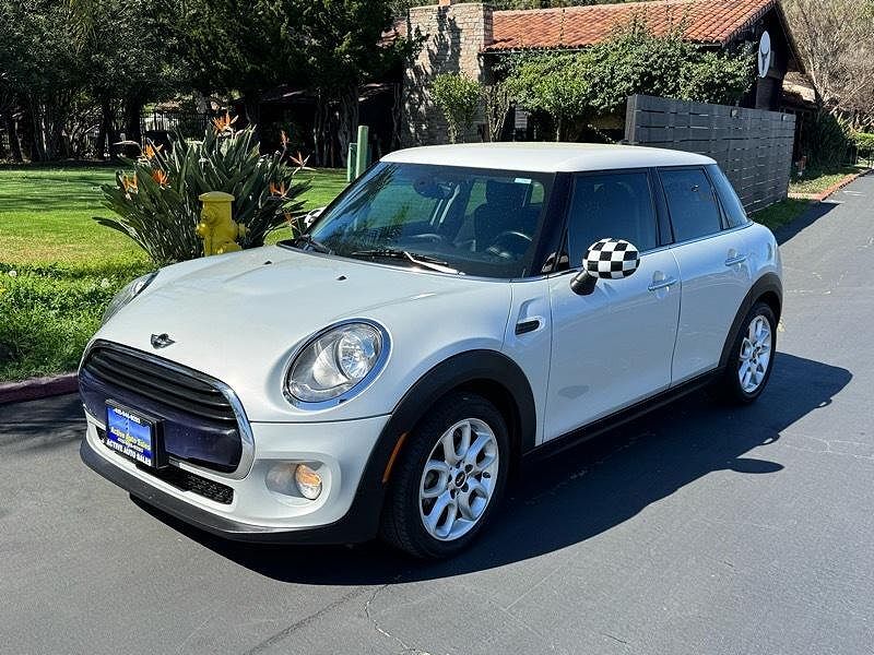 2016 MINI Cooper