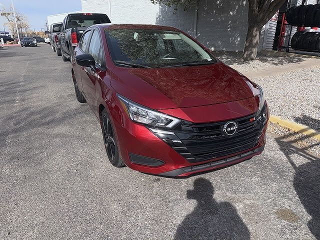 2023 NISSAN Versa
