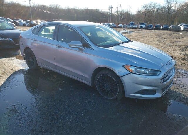 2013 FORD Fusion