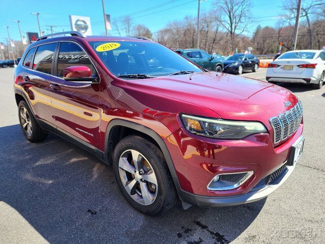 2019 JEEP Cherokee
