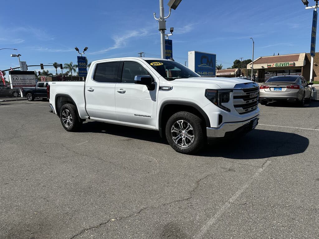 2023 GMC Sierra