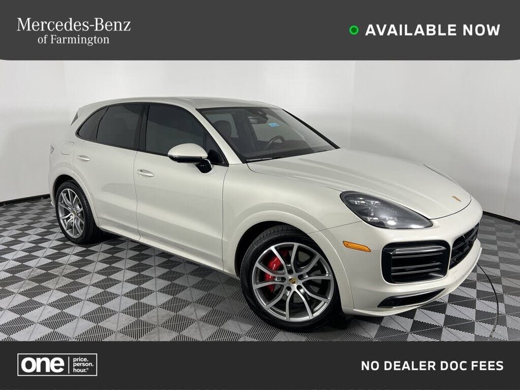 2021 PORSCHE Cayenne