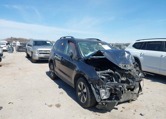 2018 SUBARU Forester