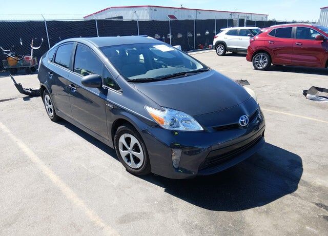2015 TOYOTA PRIUS