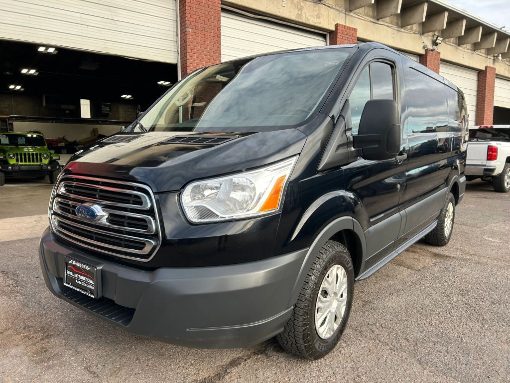 2018 FORD Transit