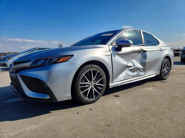2022 TOYOTA Camry