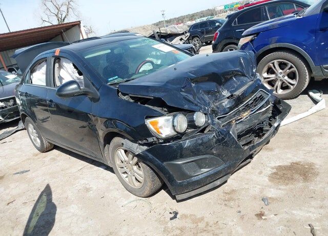 2016 CHEVROLET Sonic