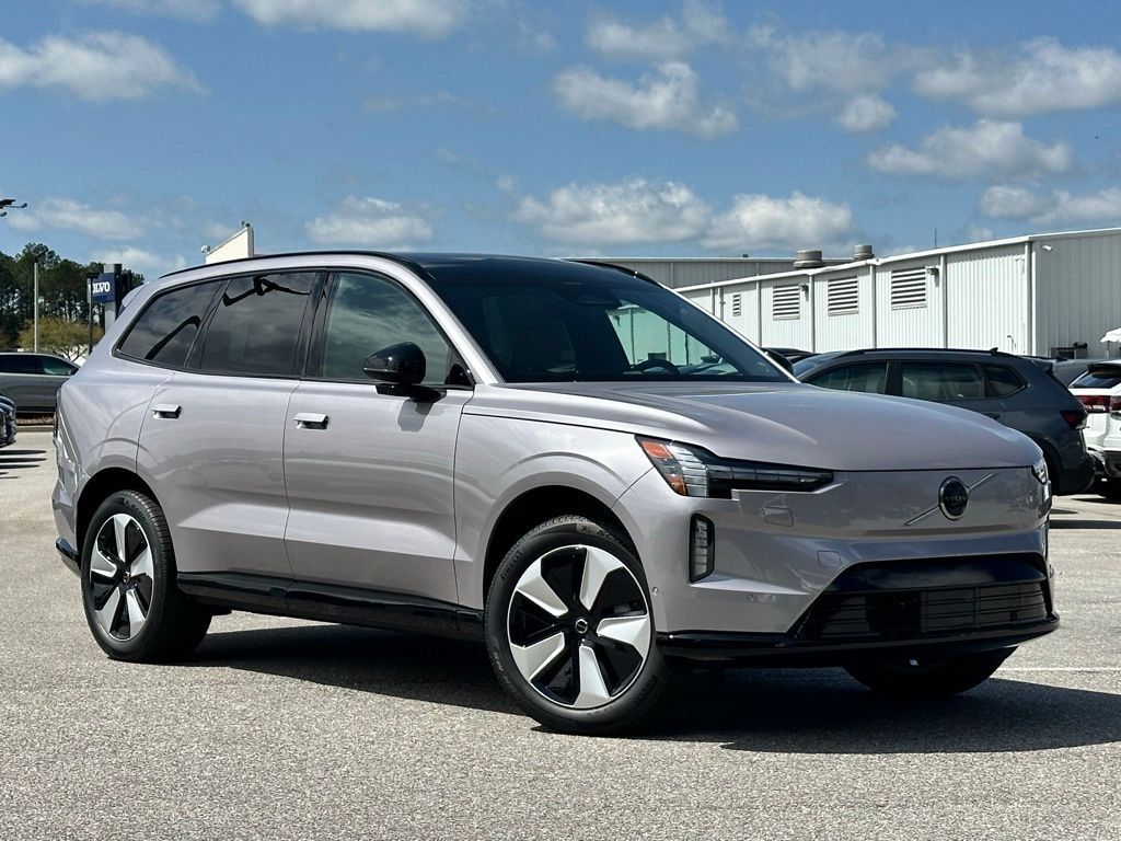 2026 VOLVO EX90