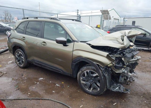 2025 SUBARU Forester