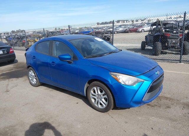 2018 TOYOTA Yaris