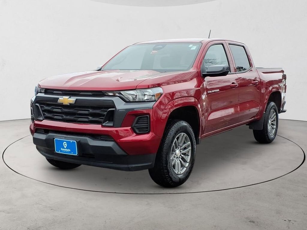 2025 CHEVROLET Colorado