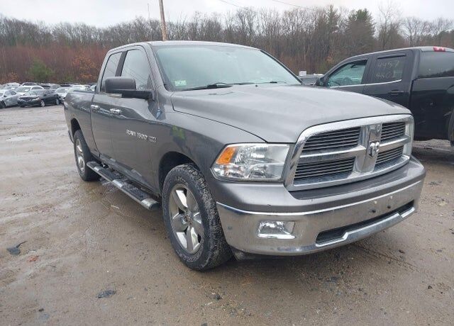 2011 DODGE Ram