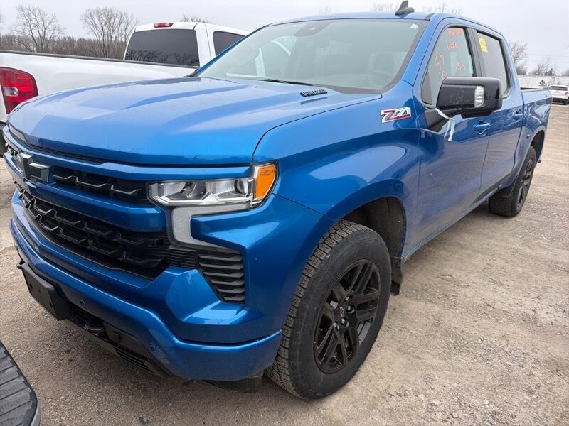 2024 CHEVROLET Silverado