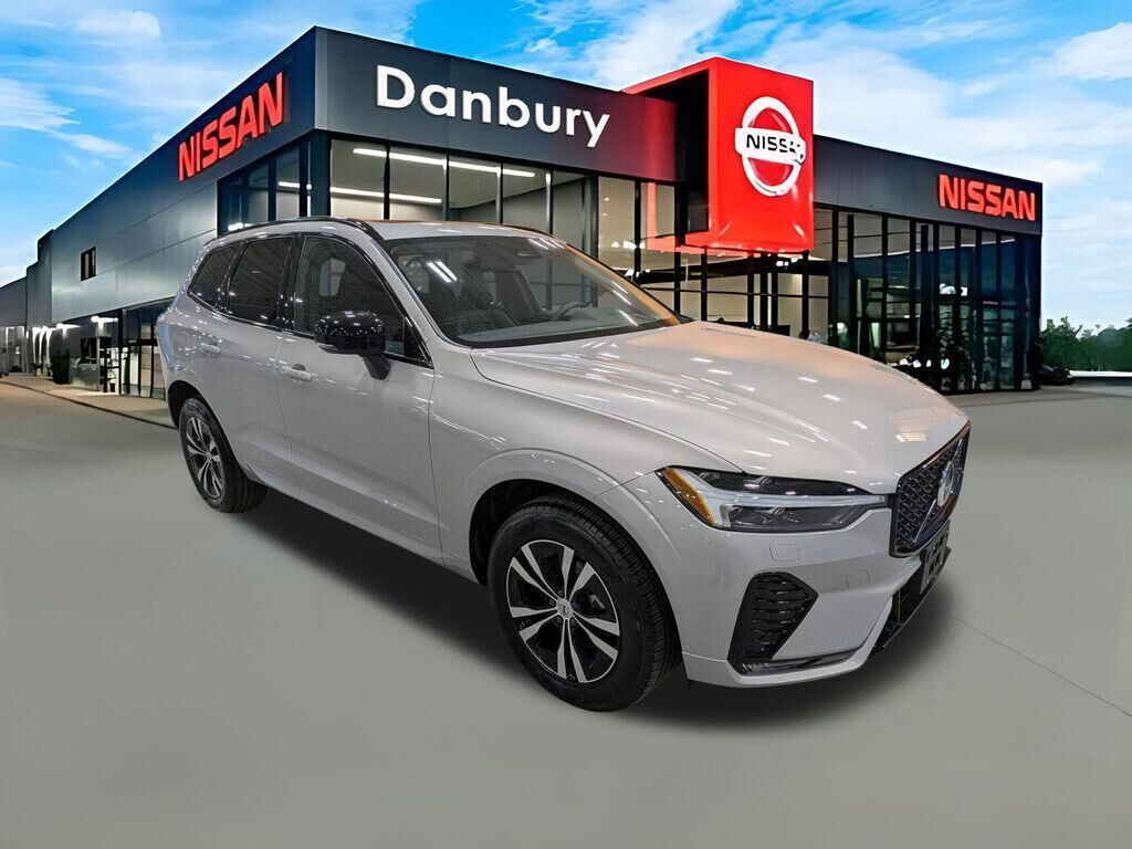 2024 VOLVO XC60