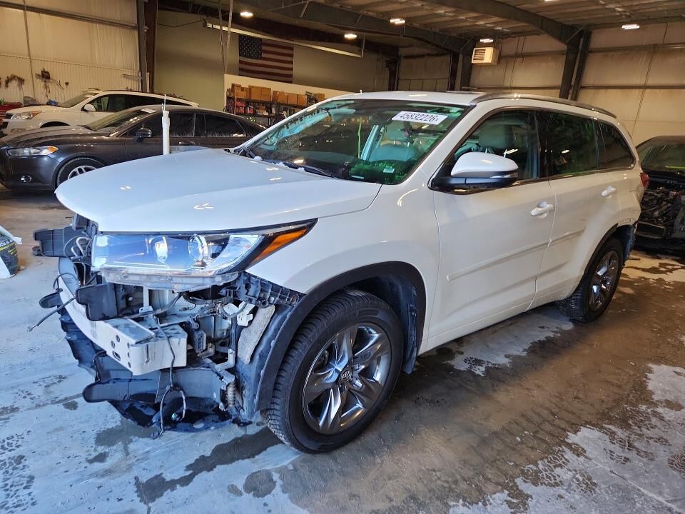 2019 TOYOTA Highlander