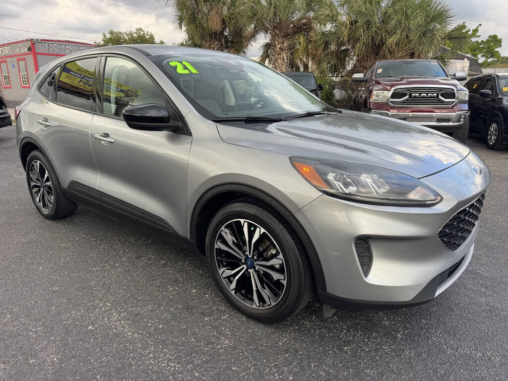2021 FORD Escape